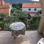 Apartamento Nada Cres